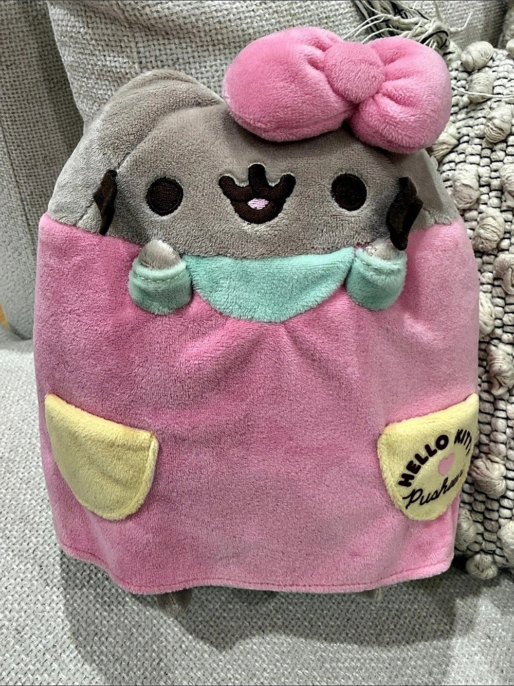 Sanrio Pusheen x Hello Kitty Plush Pink/Gray Stuffie Like New